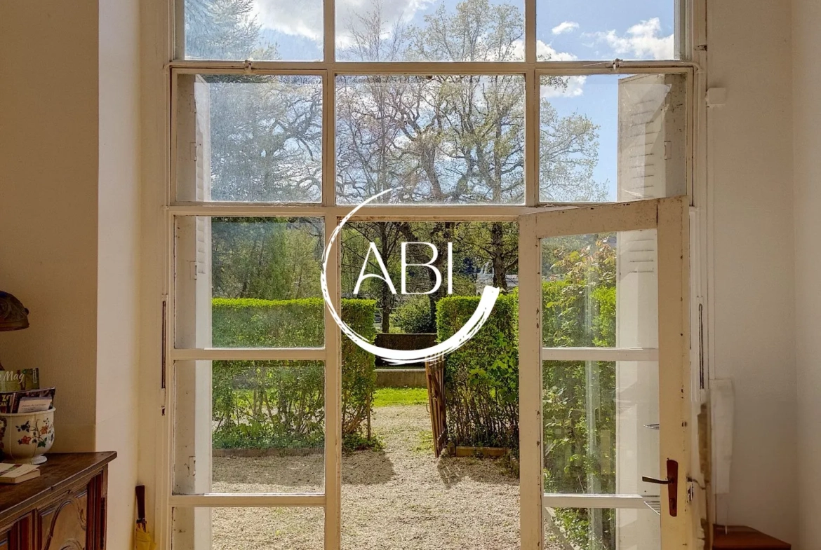 Appartement à vendre à Bagnoles de l'Orne avec jardin privé et stationnement 