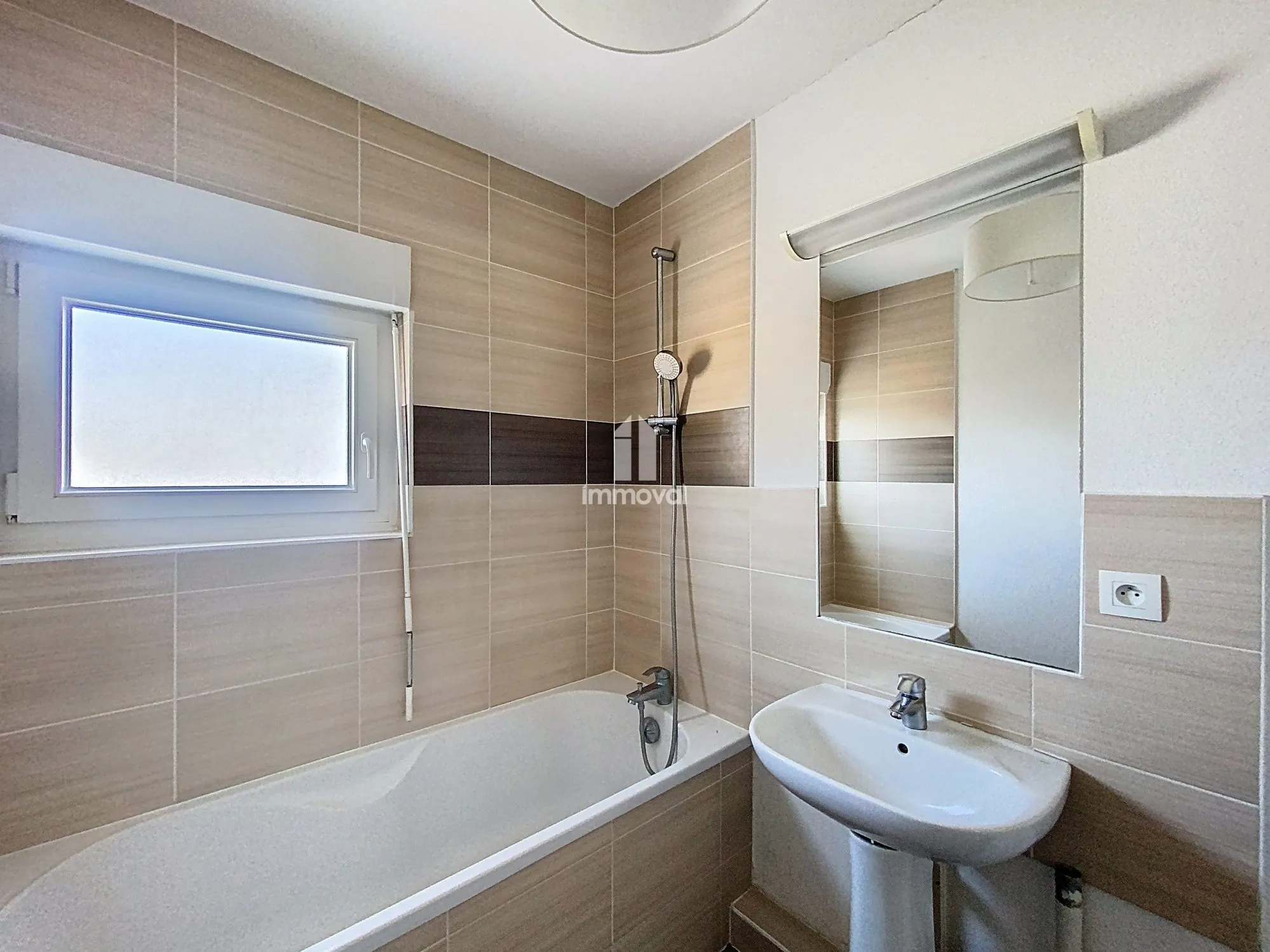 Achat appartement 3 pièces à Cronenbourg Ouest, Strasbourg – 62 m² avec terrasse et garage 