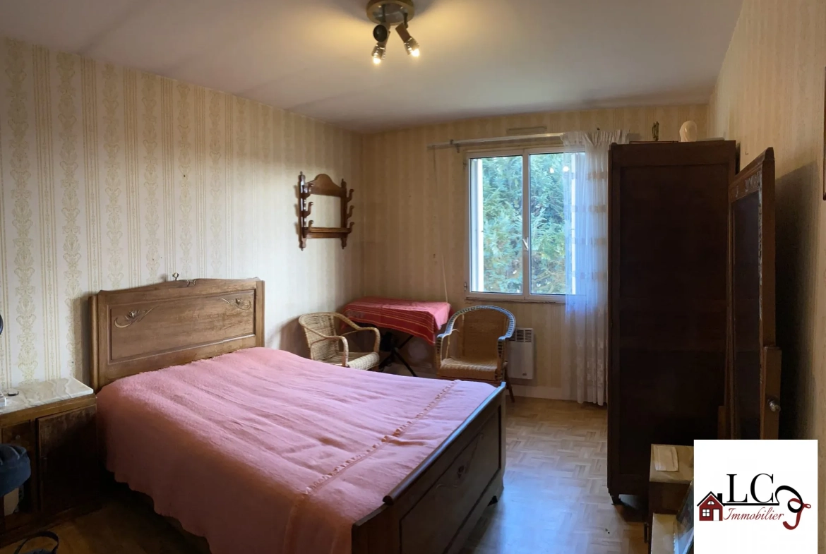 Maison à vendre à Urzy avec studio, garage et studio indépendant - 94 m² habitables 