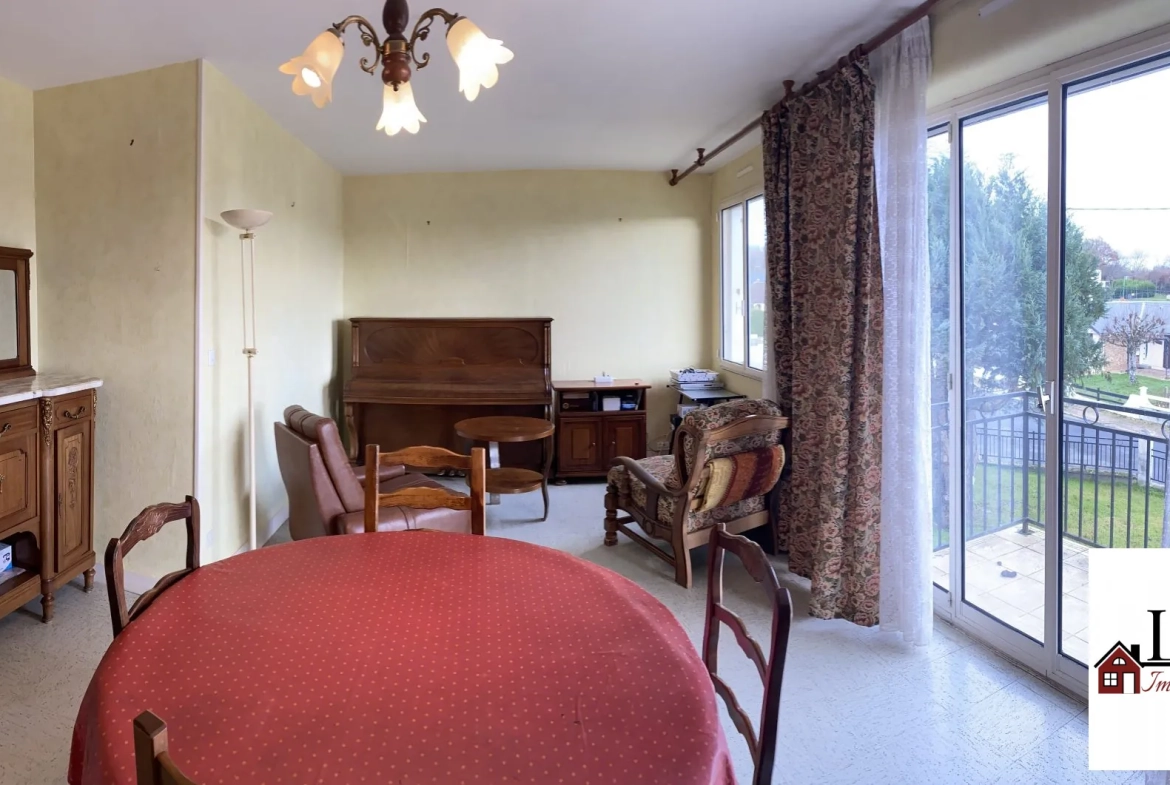 Maison à vendre à Urzy avec studio, garage et studio indépendant - 94 m² habitables 