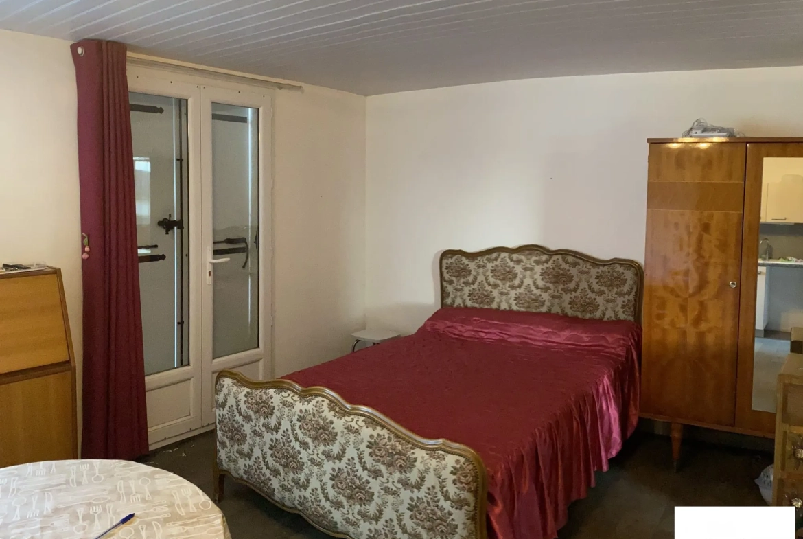 Maison à vendre à Urzy avec studio, garage et studio indépendant - 94 m² habitables 