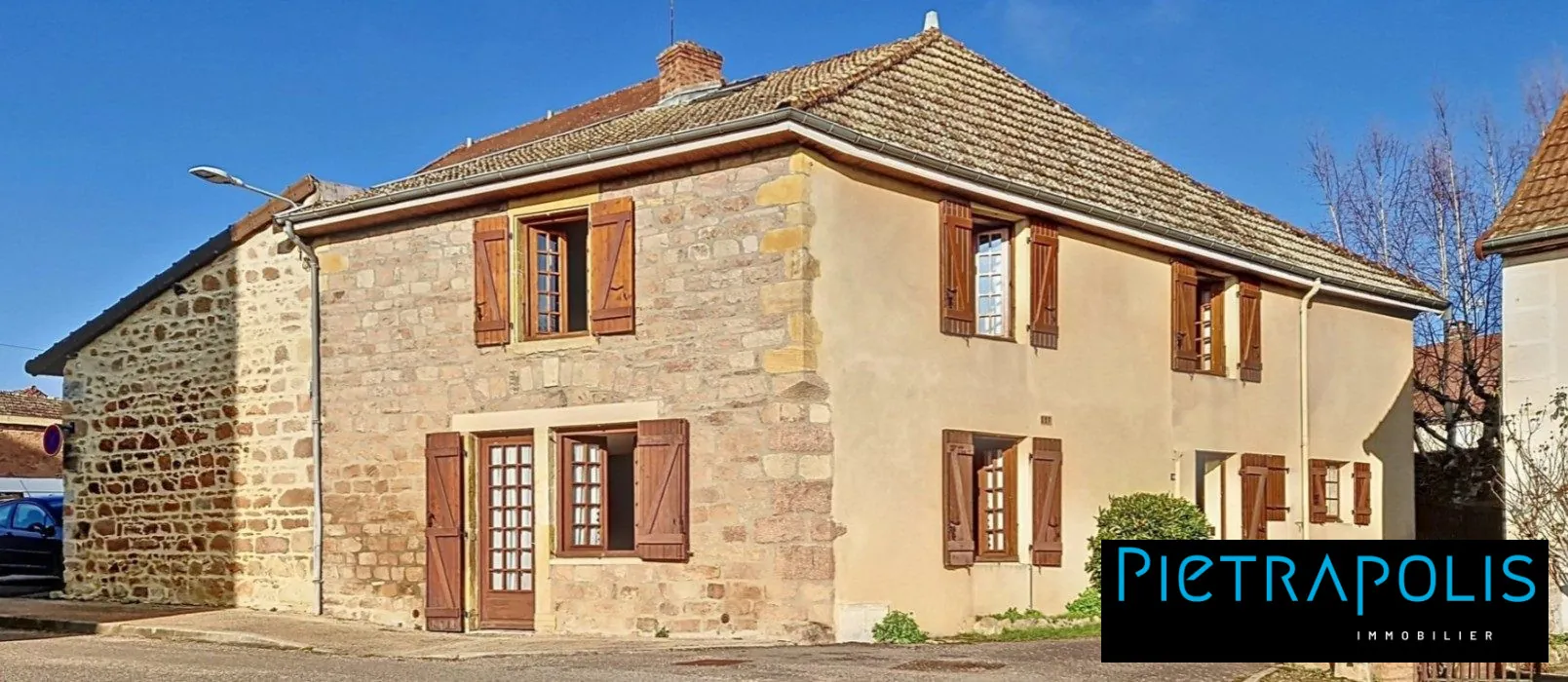 Maison de village 3 chambres avec jardin à Gibles 