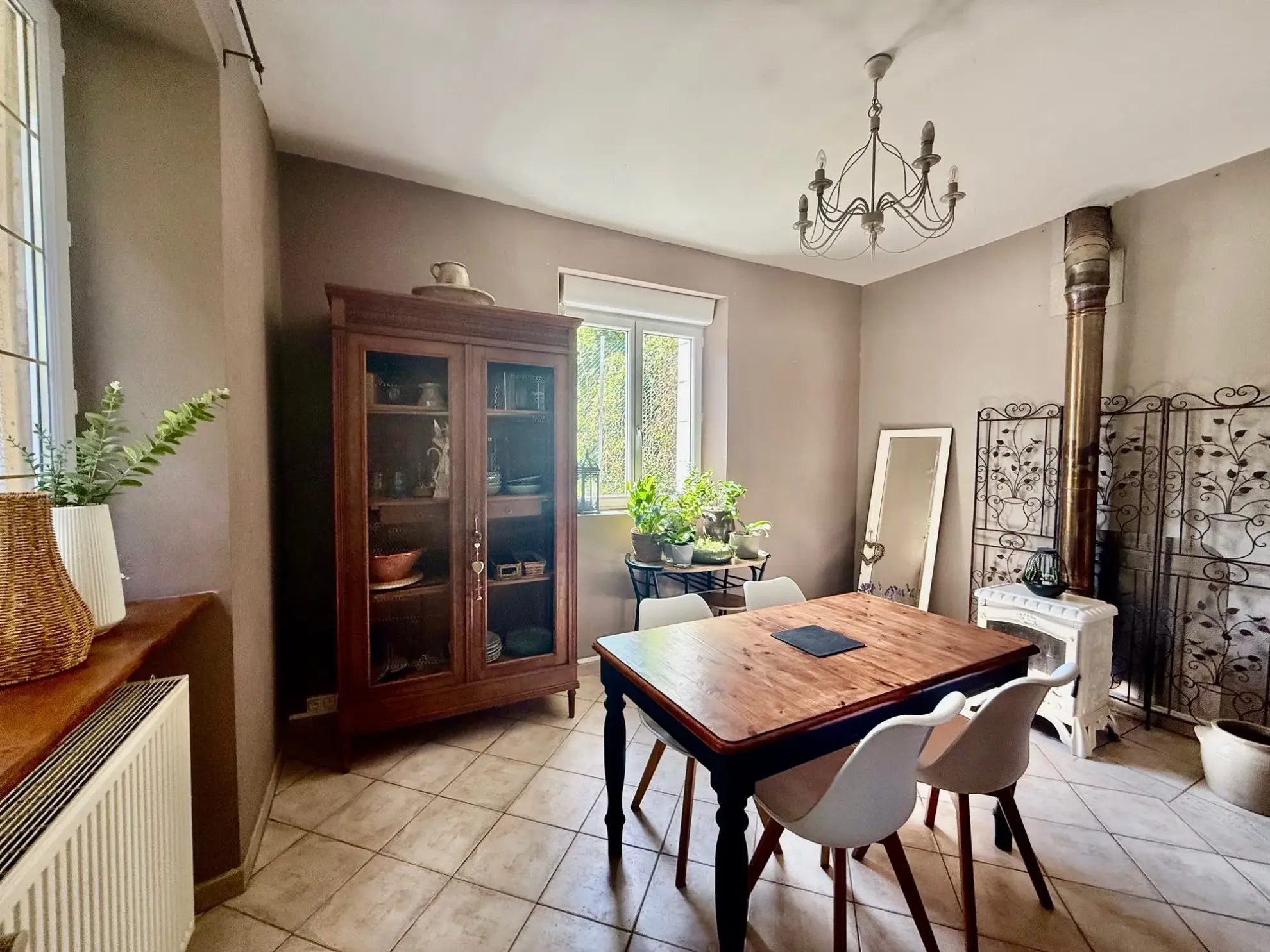 Maison familiale en pierre à 15 minutes de Soissons avec garage et terrain de 500m² 