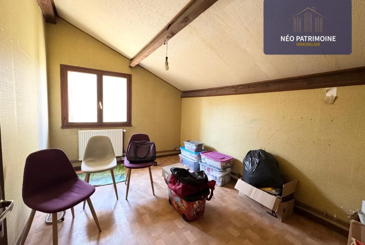 Maison individuelle rénovée avec jardin à Carmaux – Cadre agréable et potentiel d'évolution 
