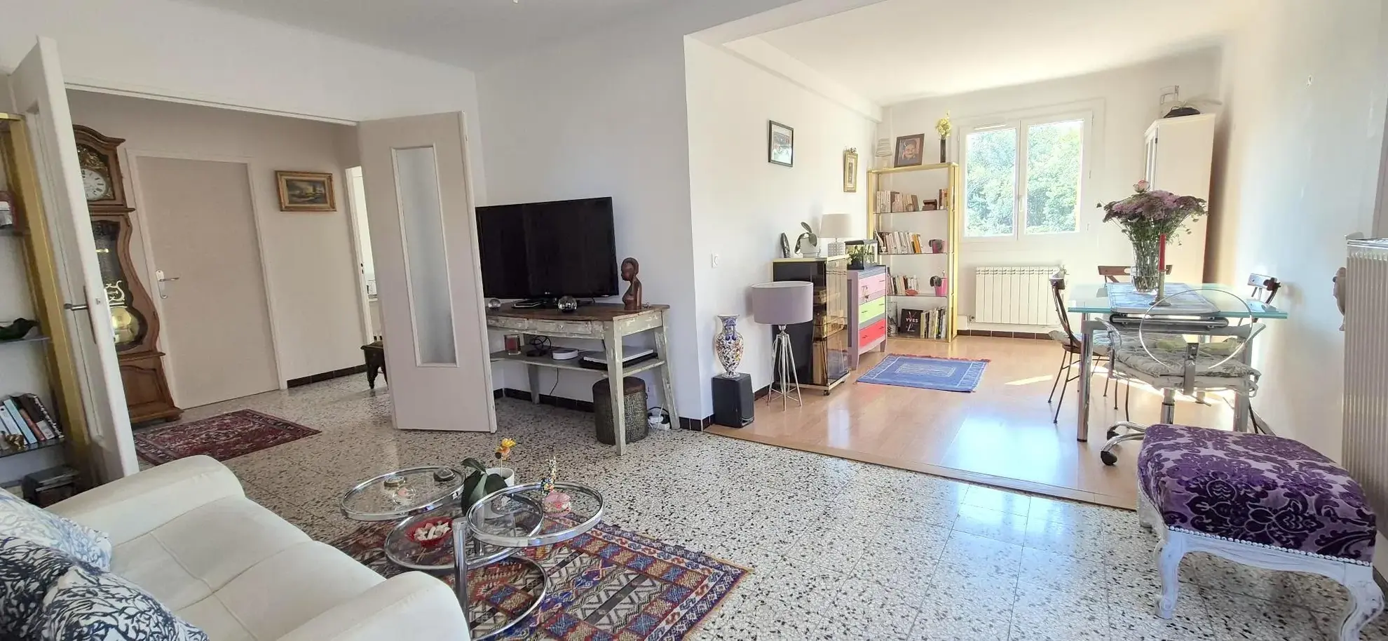 Appartement 3/4 pièces à Saint-Raphaël, proche centre et plages, rénové, avec balcon et cave 