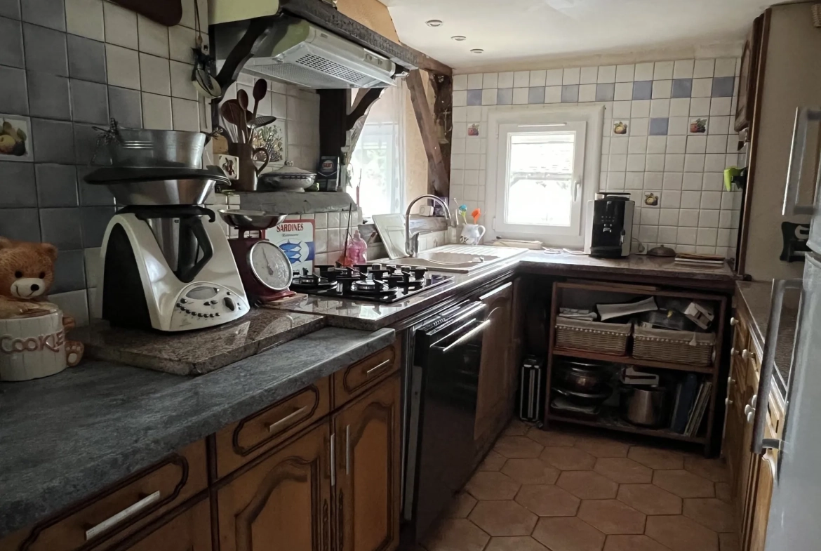 cuisine Splendide maison 5 chambres en colombage à Briouze, Normandie, avec jardin de 2666 m² 