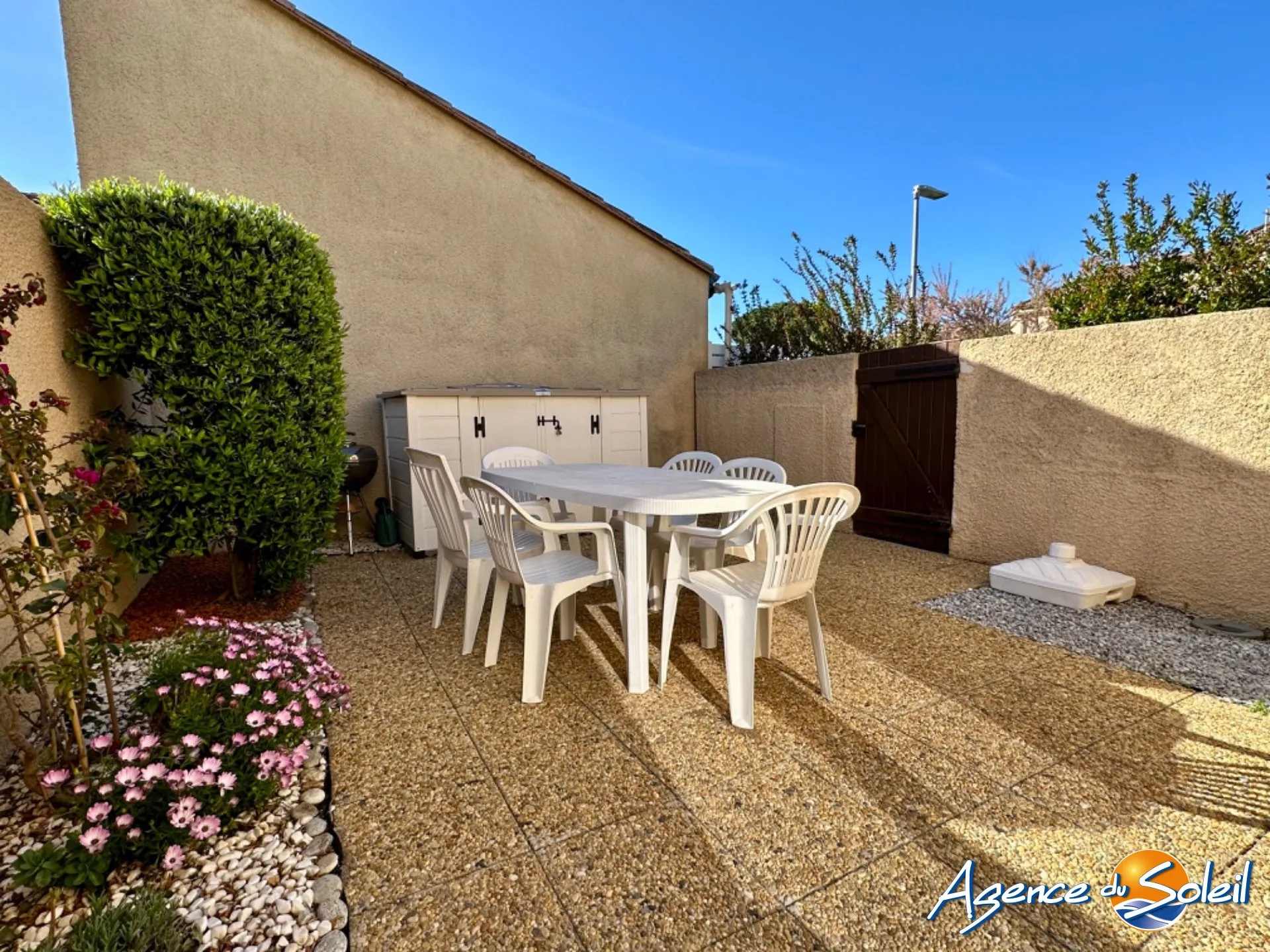 Charmant pavillon T3 avec terrasse et vue sur le Canigou à Saint-Cyprien 