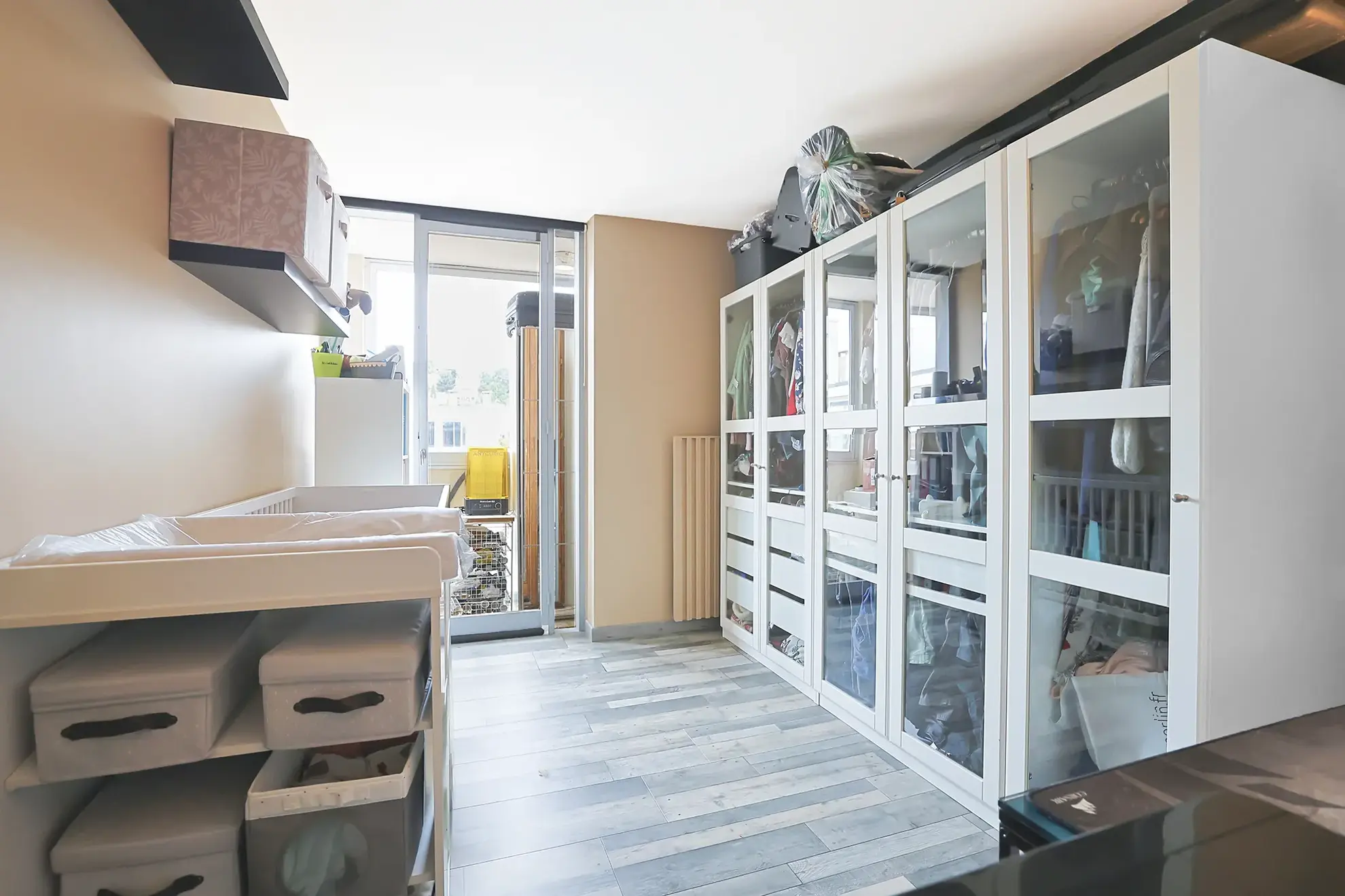 Appartement T3 avec vue mer et parking à Hyères - Dernier étage 