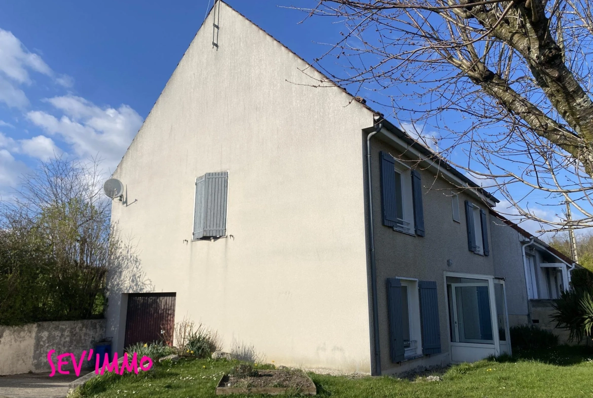 Maison à vendre à Billy – Vue dégagée, terrain clos, potentiel rénovation 
