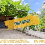 Maison mitoyenne à rénover avec garage au Le Pouzin, 2 chambres et jardin
