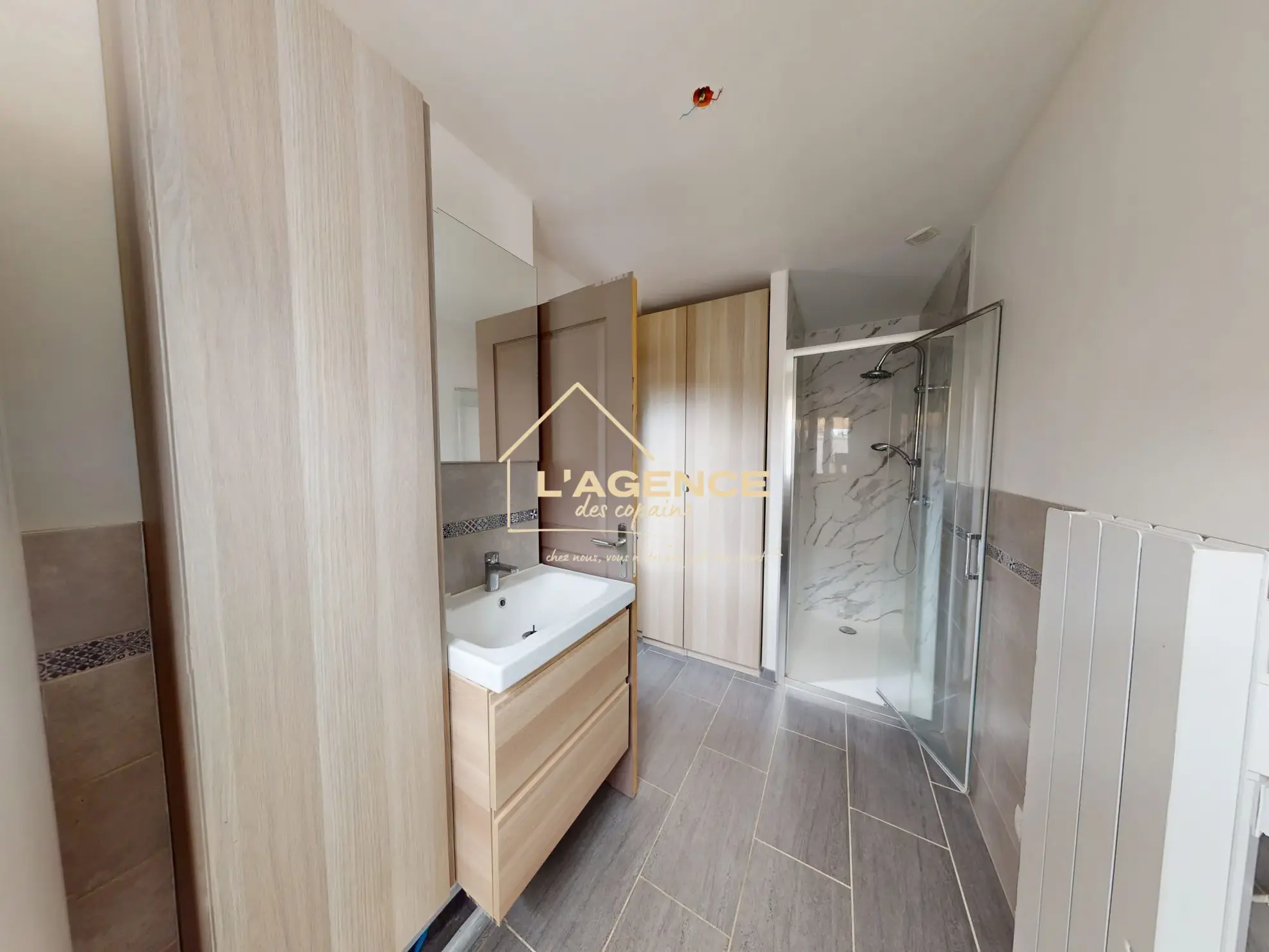 Maison rénovée avec jardin et dépendance à Hazebrouck - 100 m² 