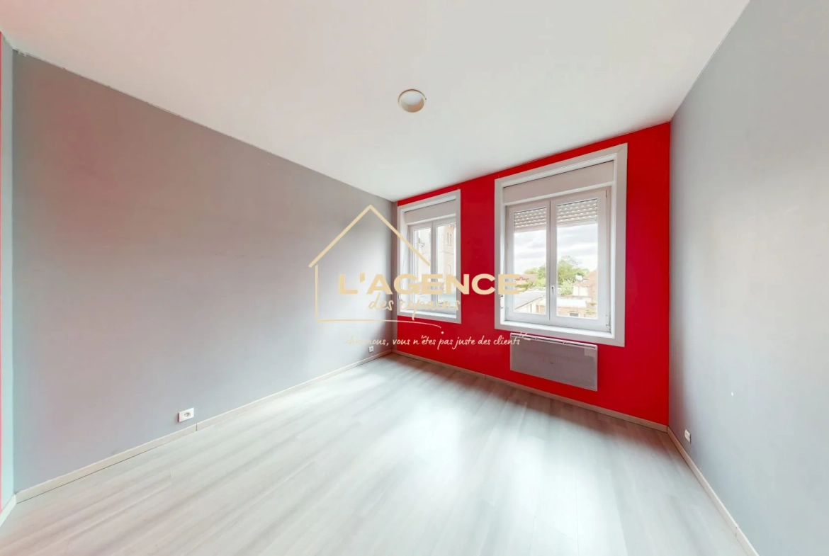 Maison rénovée avec jardin et dépendance à Hazebrouck - 100 m² 