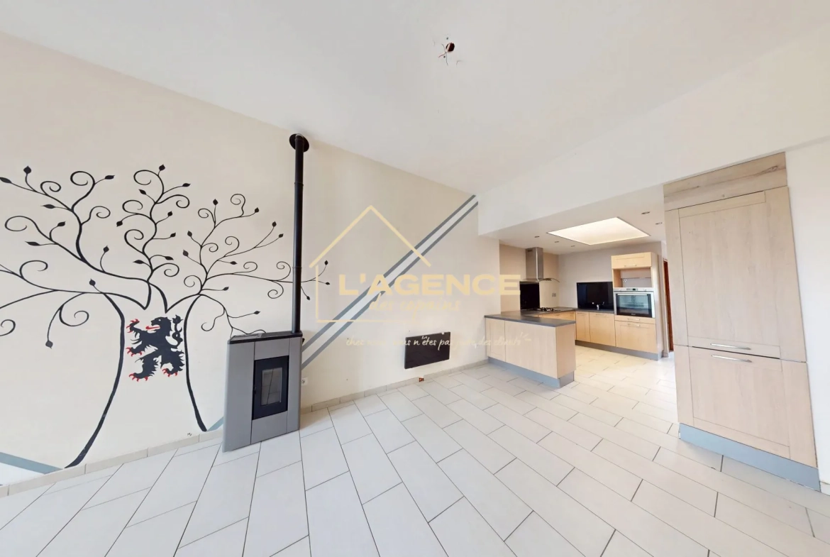 Maison rénovée avec jardin et dépendance à Hazebrouck - 100 m² 