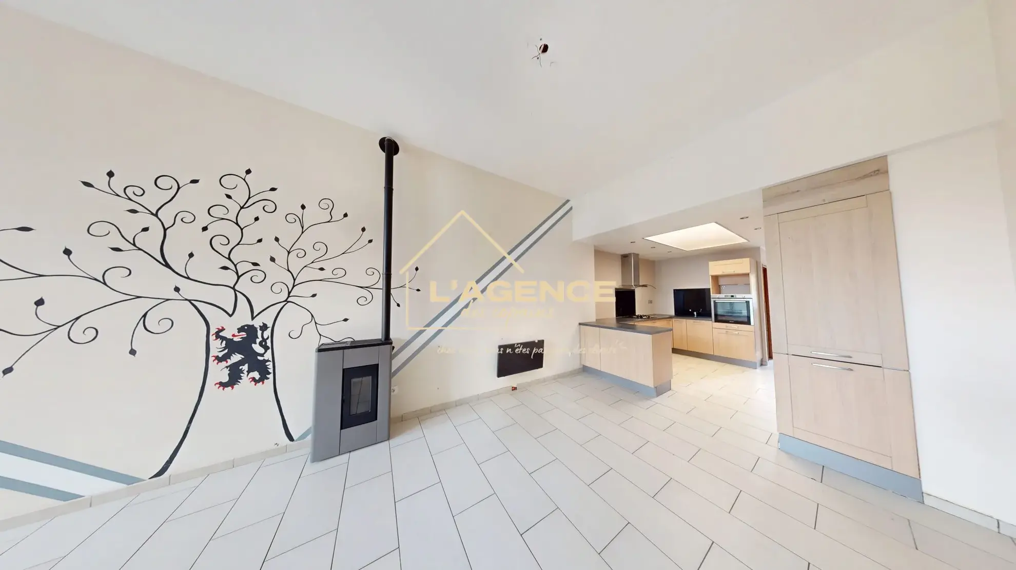 Maison rénovée avec jardin et dépendance à Hazebrouck - 100 m² 