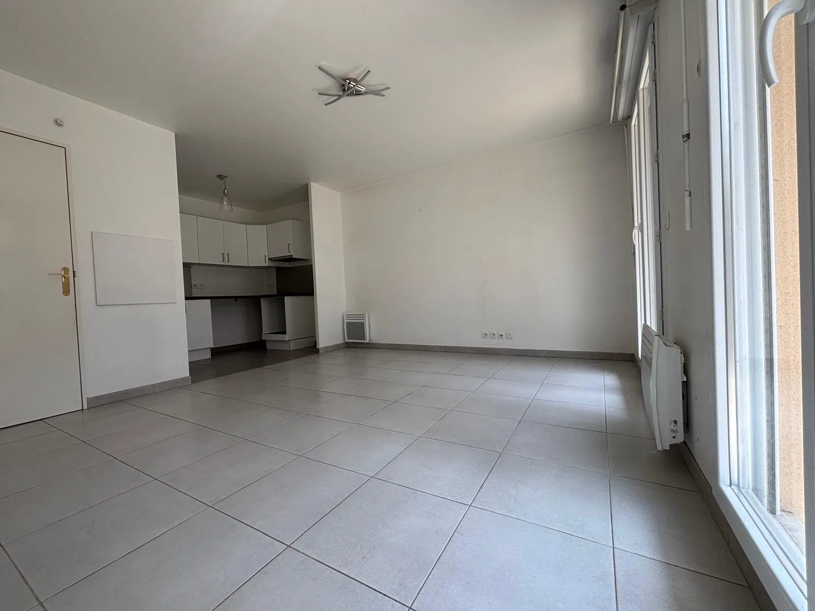 Appartement 2 pièces avec jardin à Tigery - Résidence sécurisée de 2012 