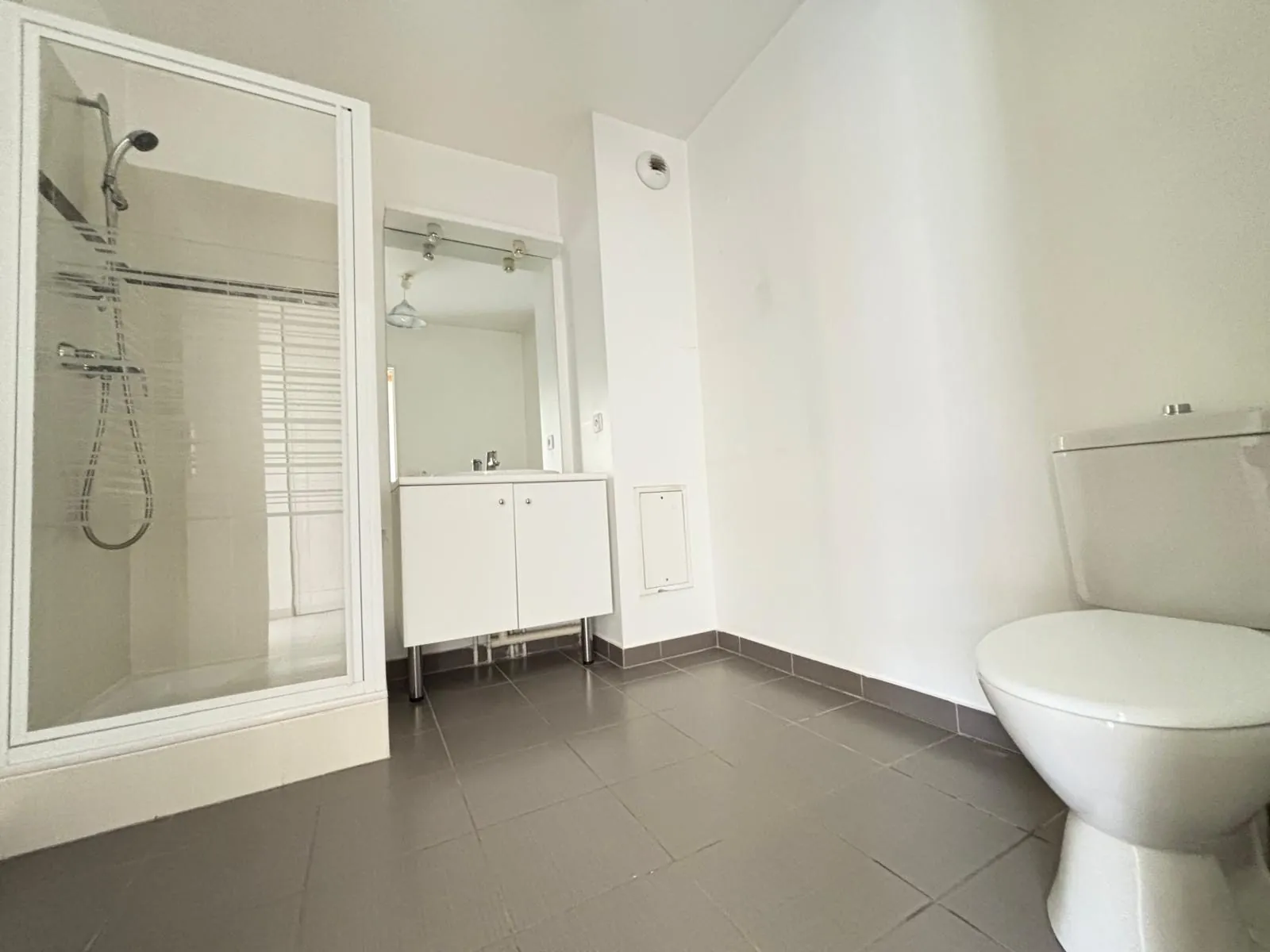 Appartement 2 pièces avec jardin à Tigery - Résidence sécurisée de 2012 