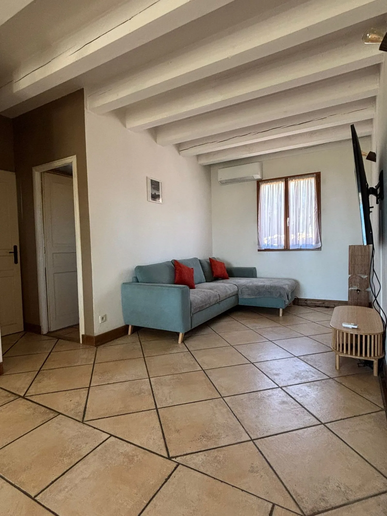 Maison à vendre avec vue spectaculaire dans la Montagne Noire près de Carcassonne 