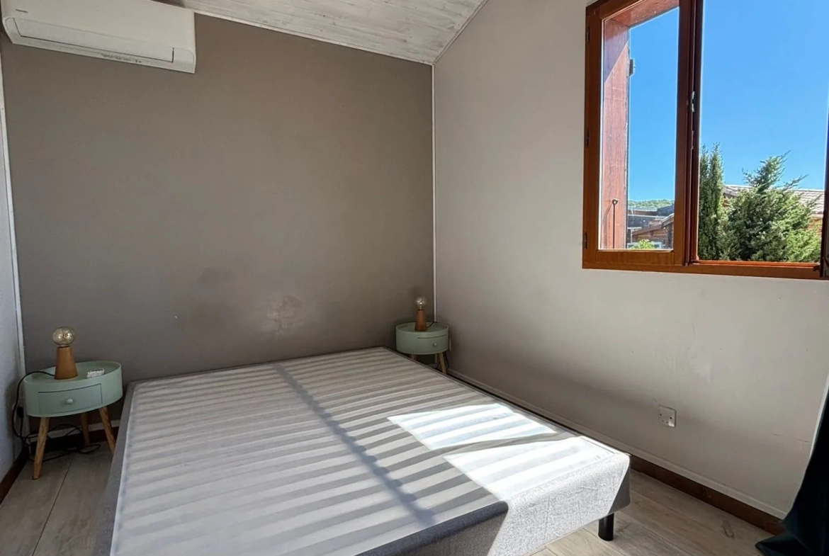 Maison à vendre avec vue spectaculaire dans la Montagne Noire près de Carcassonne 