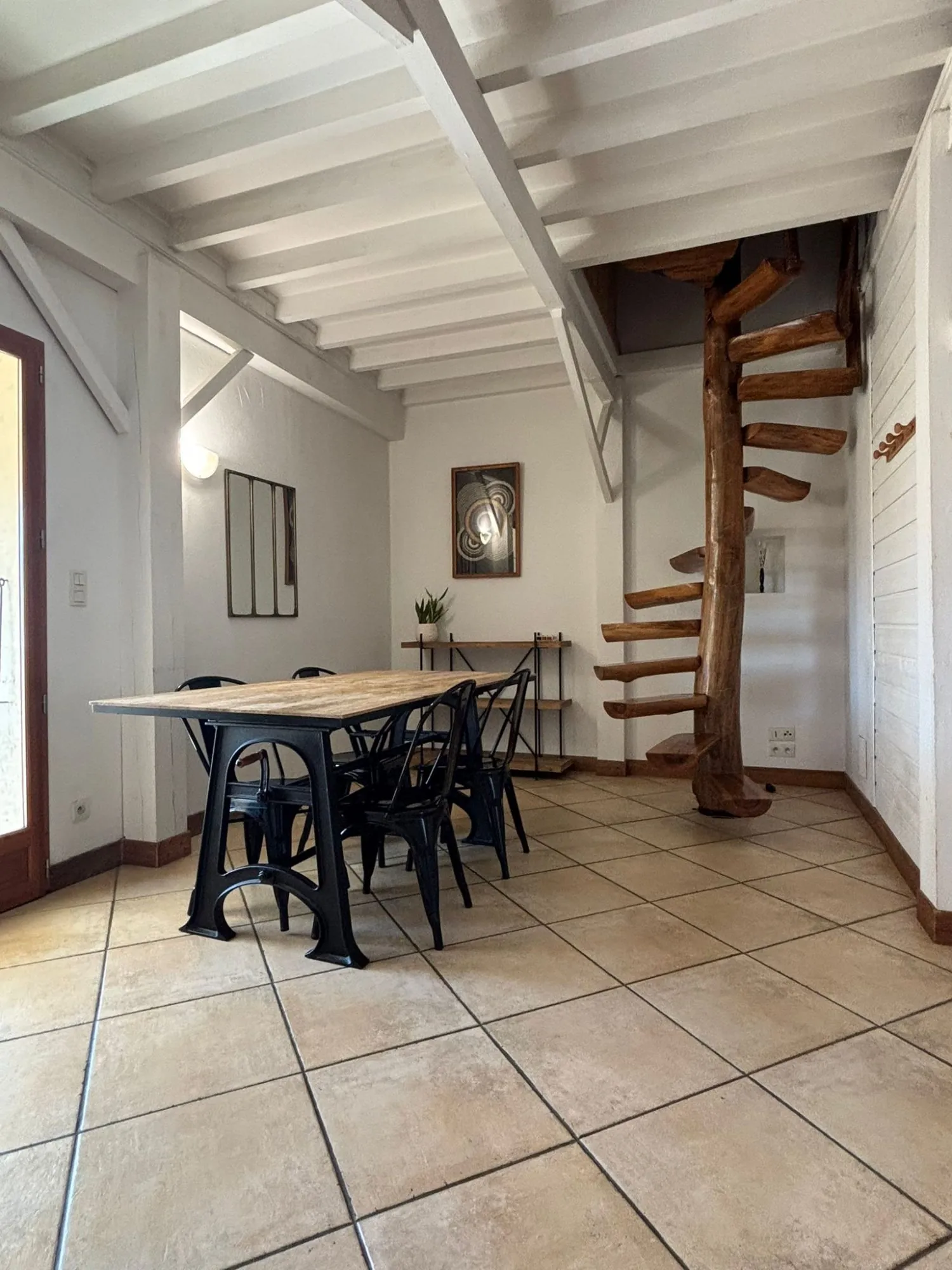Maison à vendre avec vue spectaculaire dans la Montagne Noire près de Carcassonne 