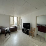 Appartement T2 à vendre à Nîmes - 46 m² avec locataire en place