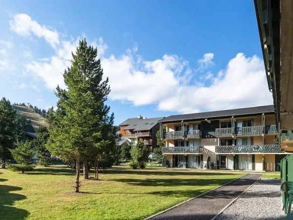 Investissez dans un appartement T2 bis à Bolquère avec rentabilité de 5,34 %