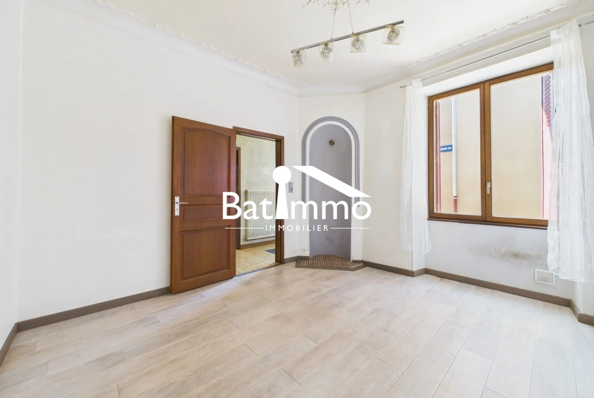 Maison à vendre à Onville - 165 m² avec vue campagne et potentiel de rénovation 