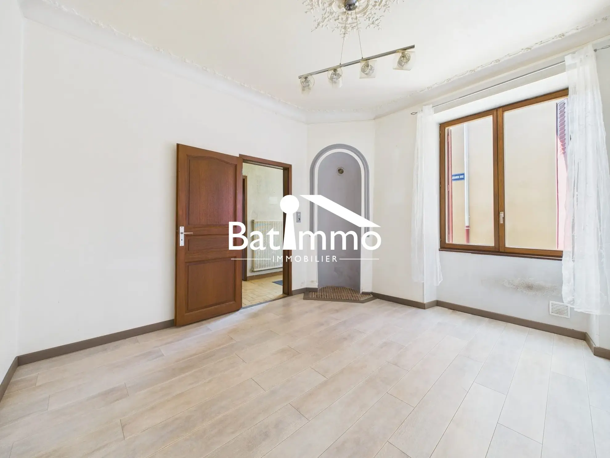 Maison à vendre à Onville - 165 m² avec vue campagne et potentiel de rénovation 
