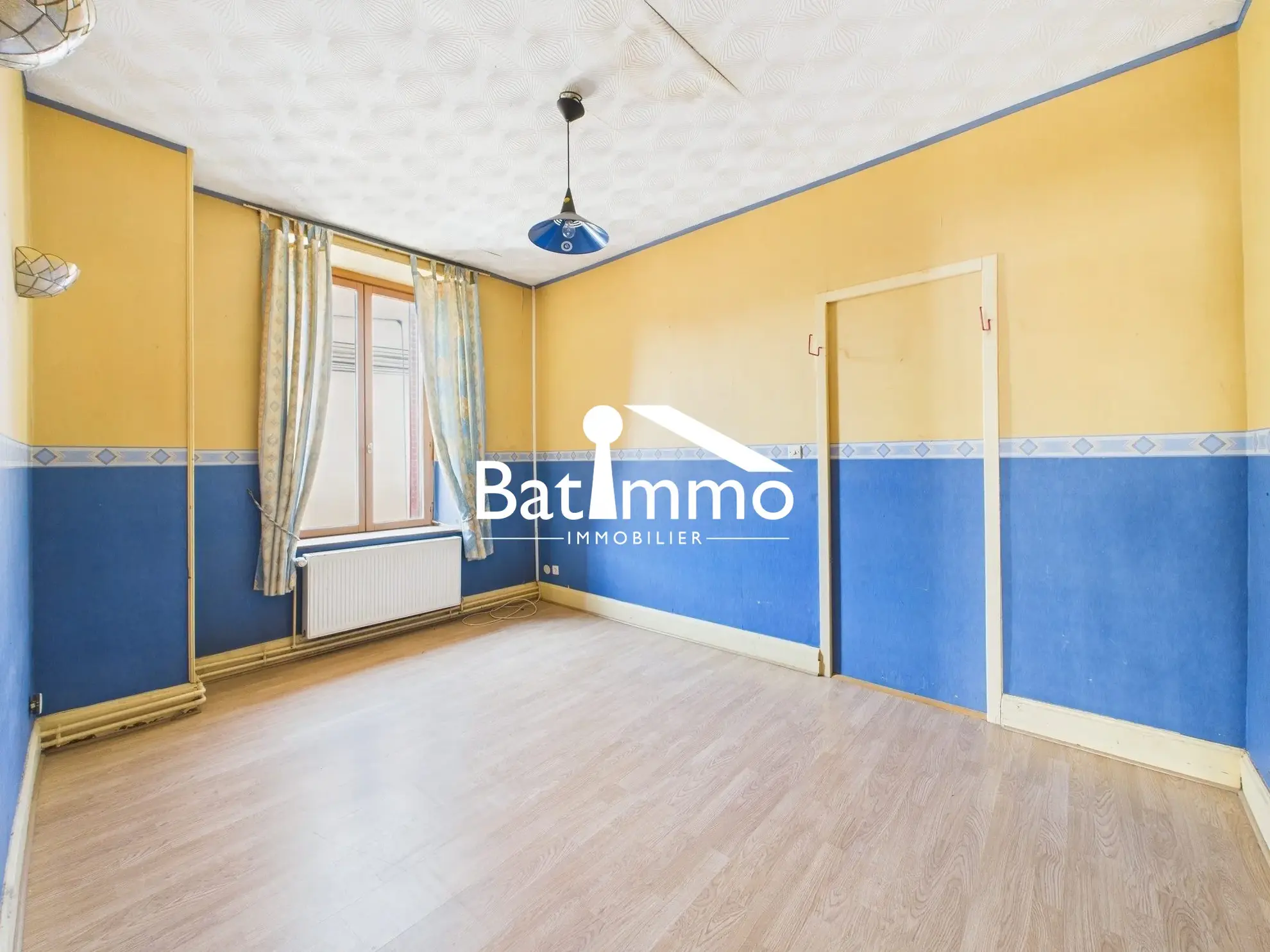 Maison à vendre à Onville - 165 m² avec vue campagne et potentiel de rénovation 