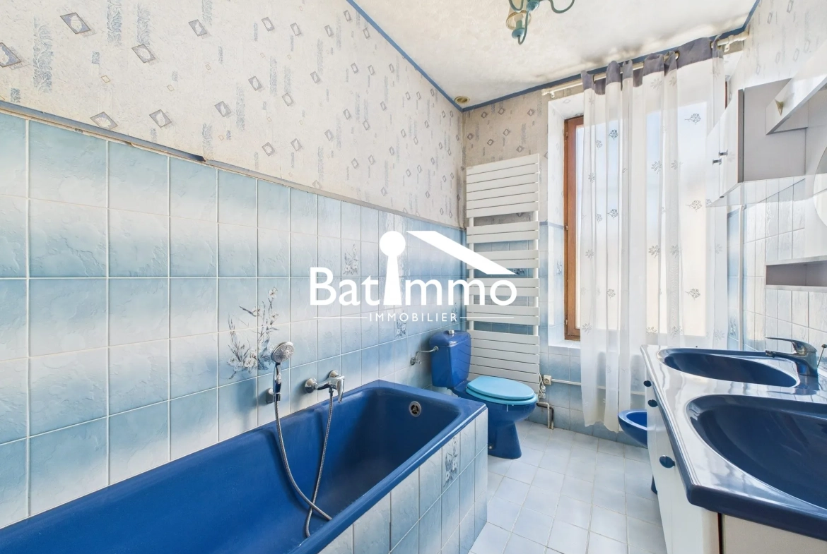 Maison à vendre à Onville - 165 m² avec vue campagne et potentiel de rénovation 