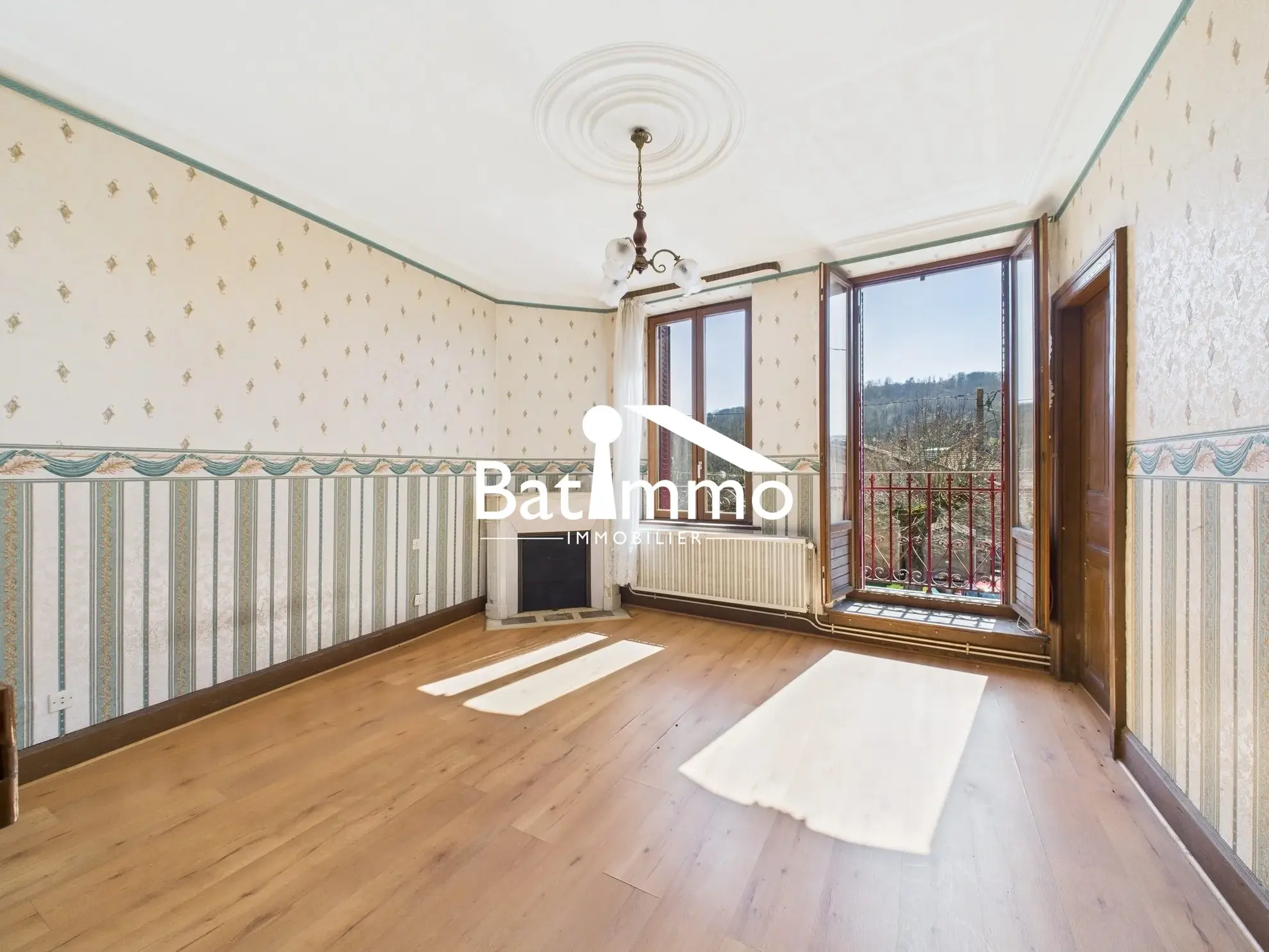 Maison à vendre à Onville - 165 m² avec vue campagne et potentiel de rénovation 