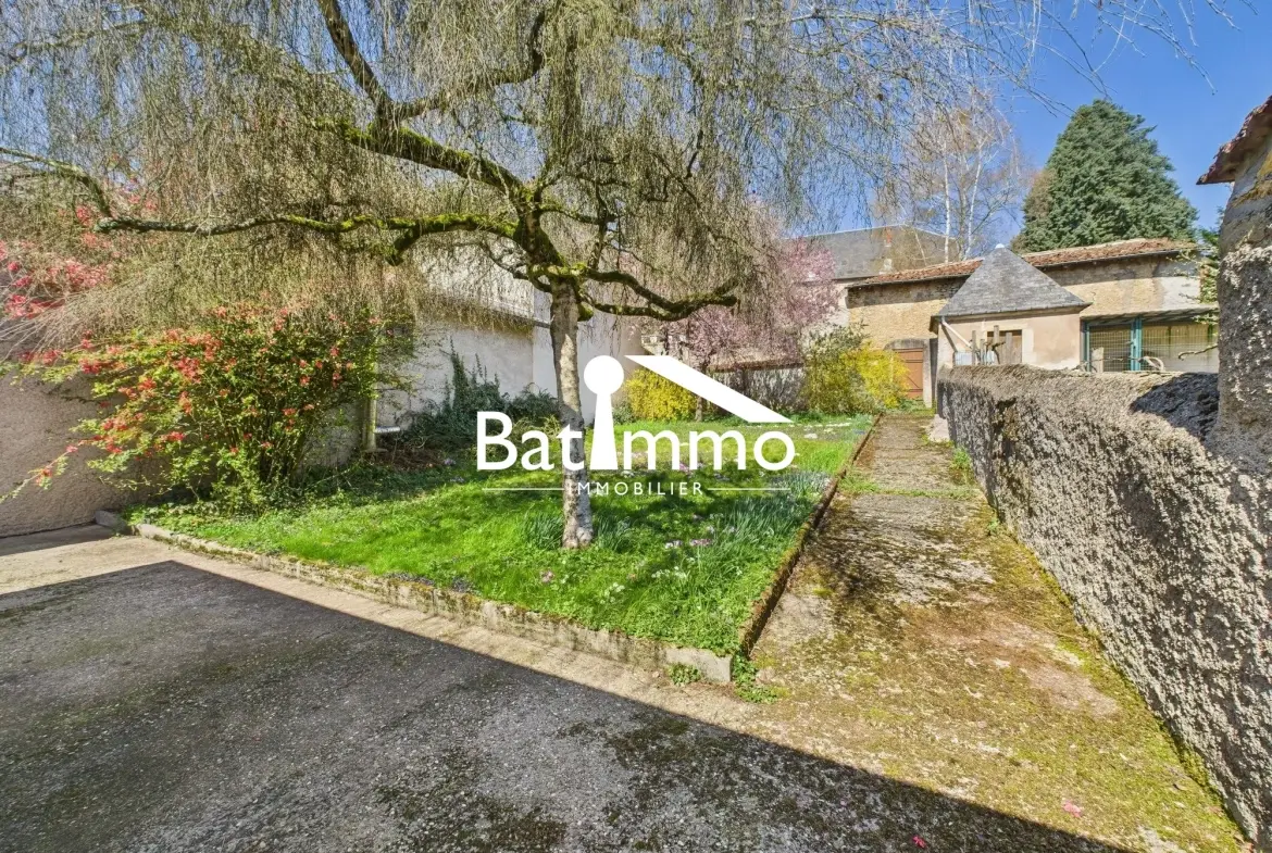 Maison à vendre à Onville - 165 m² avec vue campagne et potentiel de rénovation 