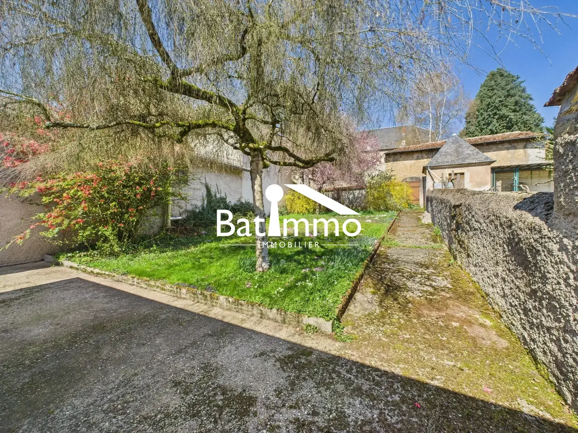 Maison à vendre à Onville - 165 m² avec vue campagne et potentiel de rénovation 