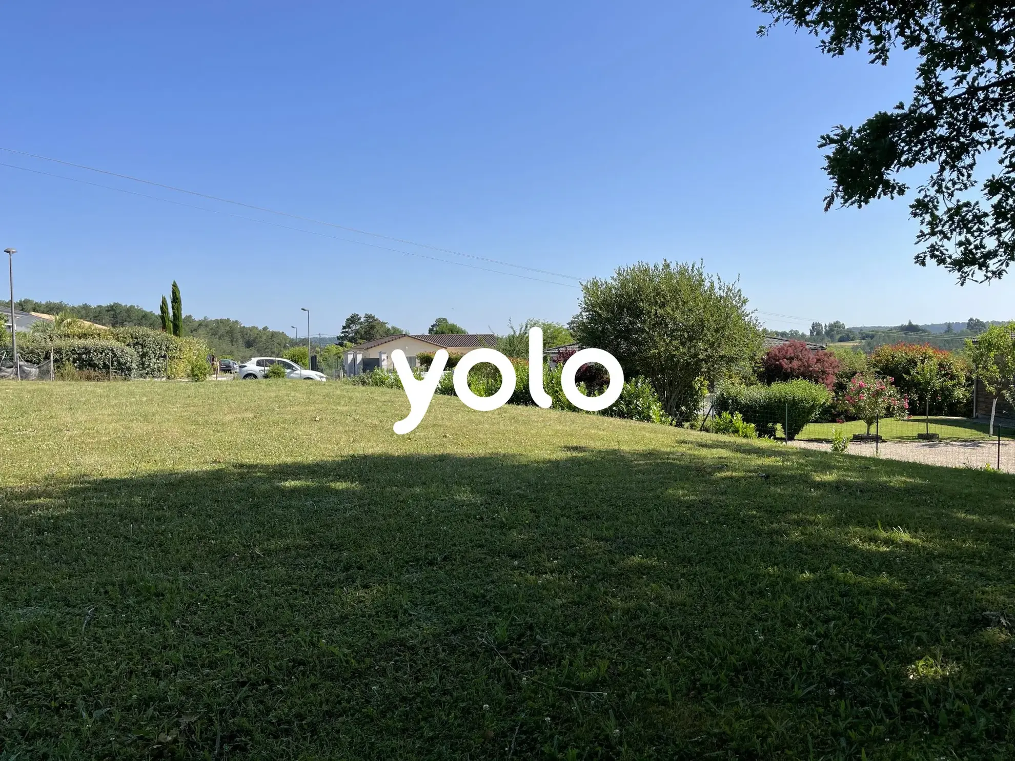 Terrain à vendre à Bassillac et Auberoche, 926 m², environnement calme et verdoyant à proximité de Périgueux 
