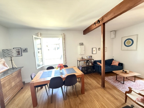 Appartement T2 Bis à vendre à Tours proche Place RABELAIS - Charme ancien