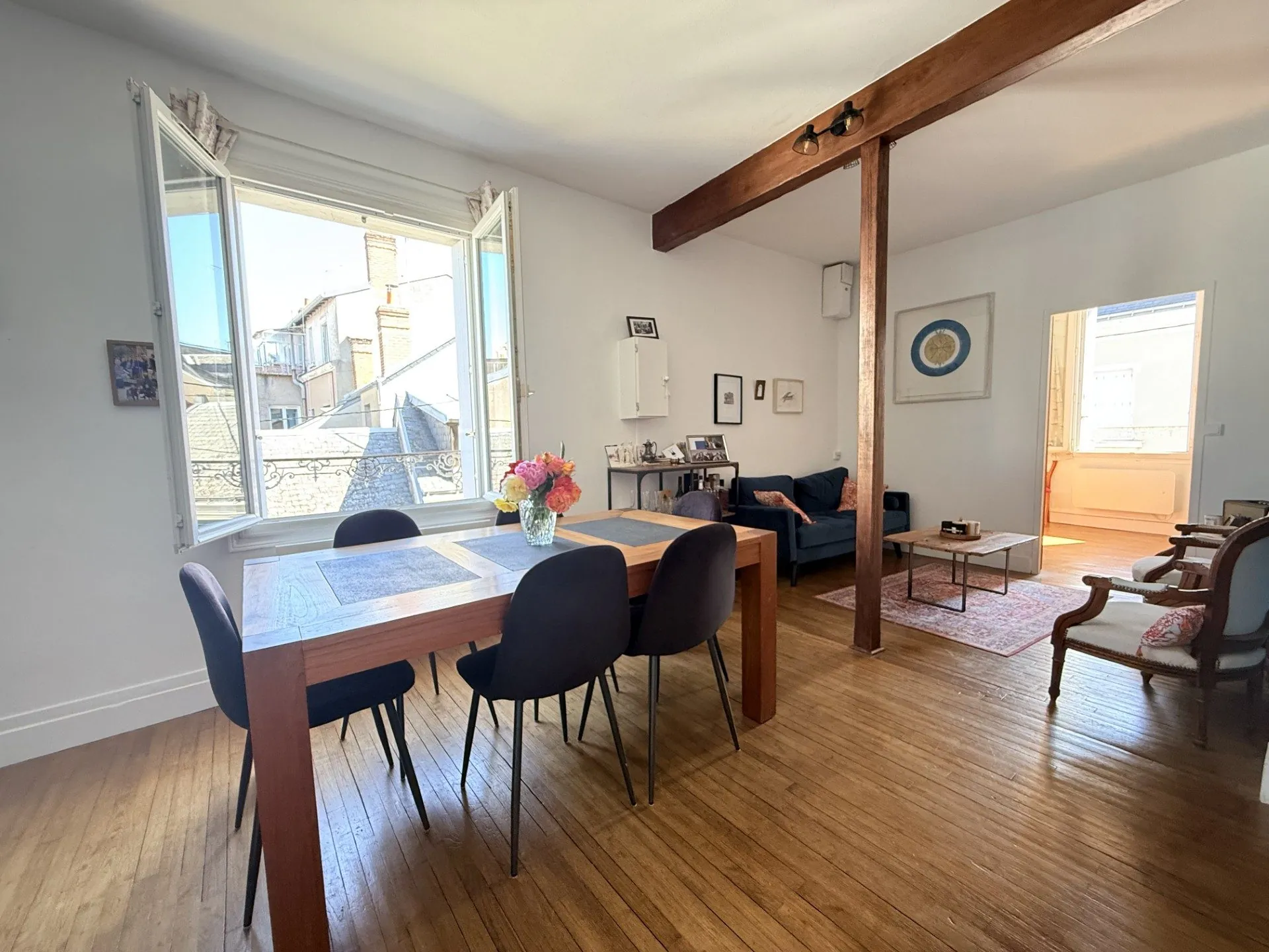 Appartement T2 Bis à vendre à Tours proche Place RABELAIS - Charme ancien 