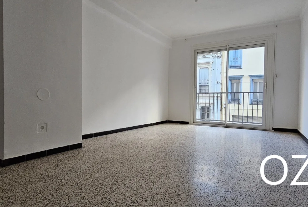 Appartement T3 lumineux de 64 m² à Perpignan proche lycée Arago 