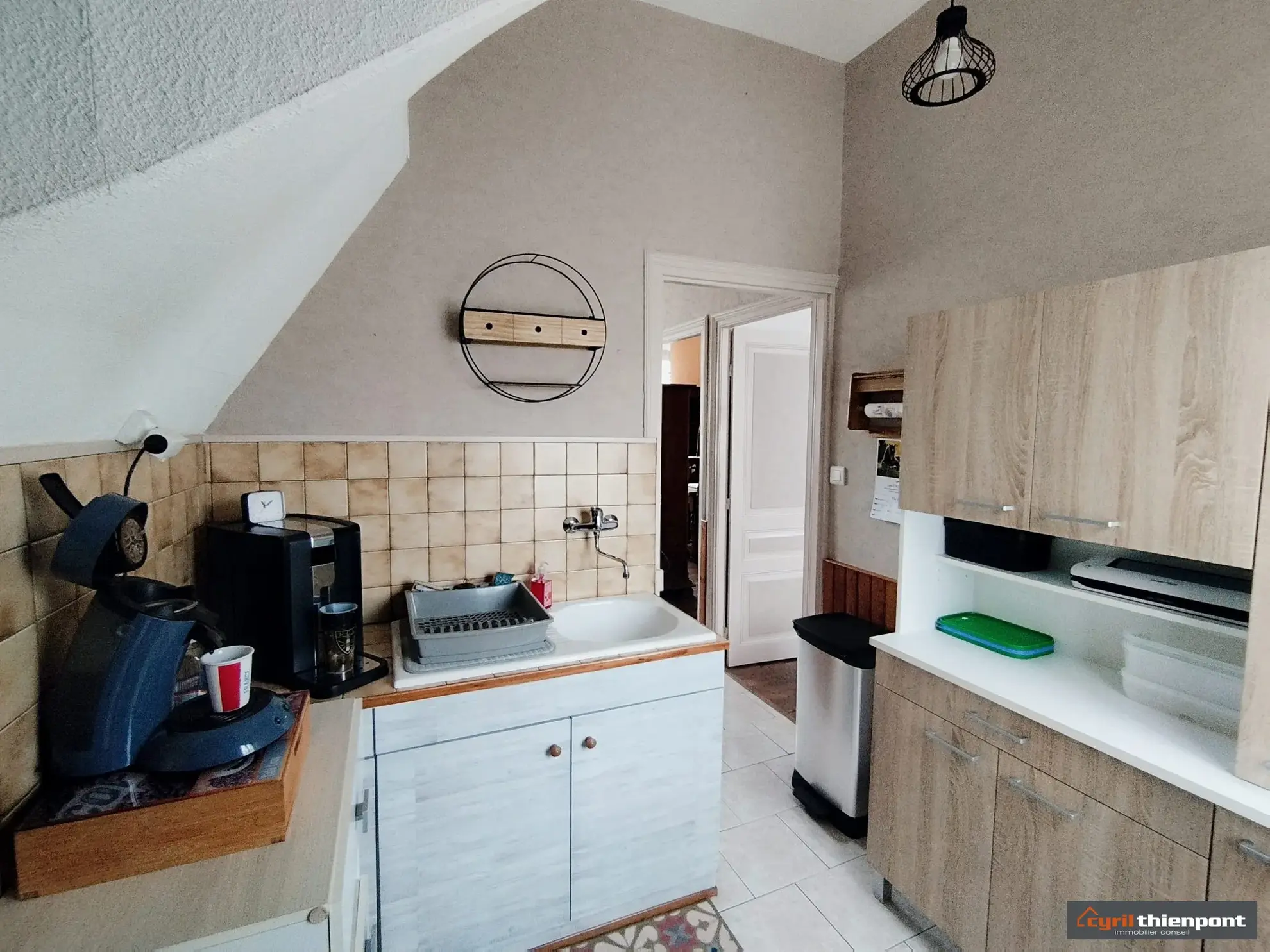 Charmante maison de ville à Friville-Escarbotin avec garage, jardin et potentiel de rénovation 