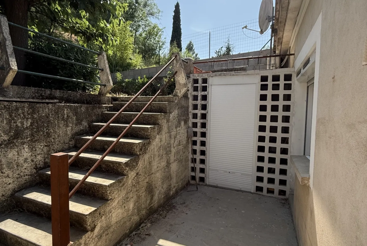 Maison de 147 m² avec grand garage et jardin en vente à Clermont l'Hérault 