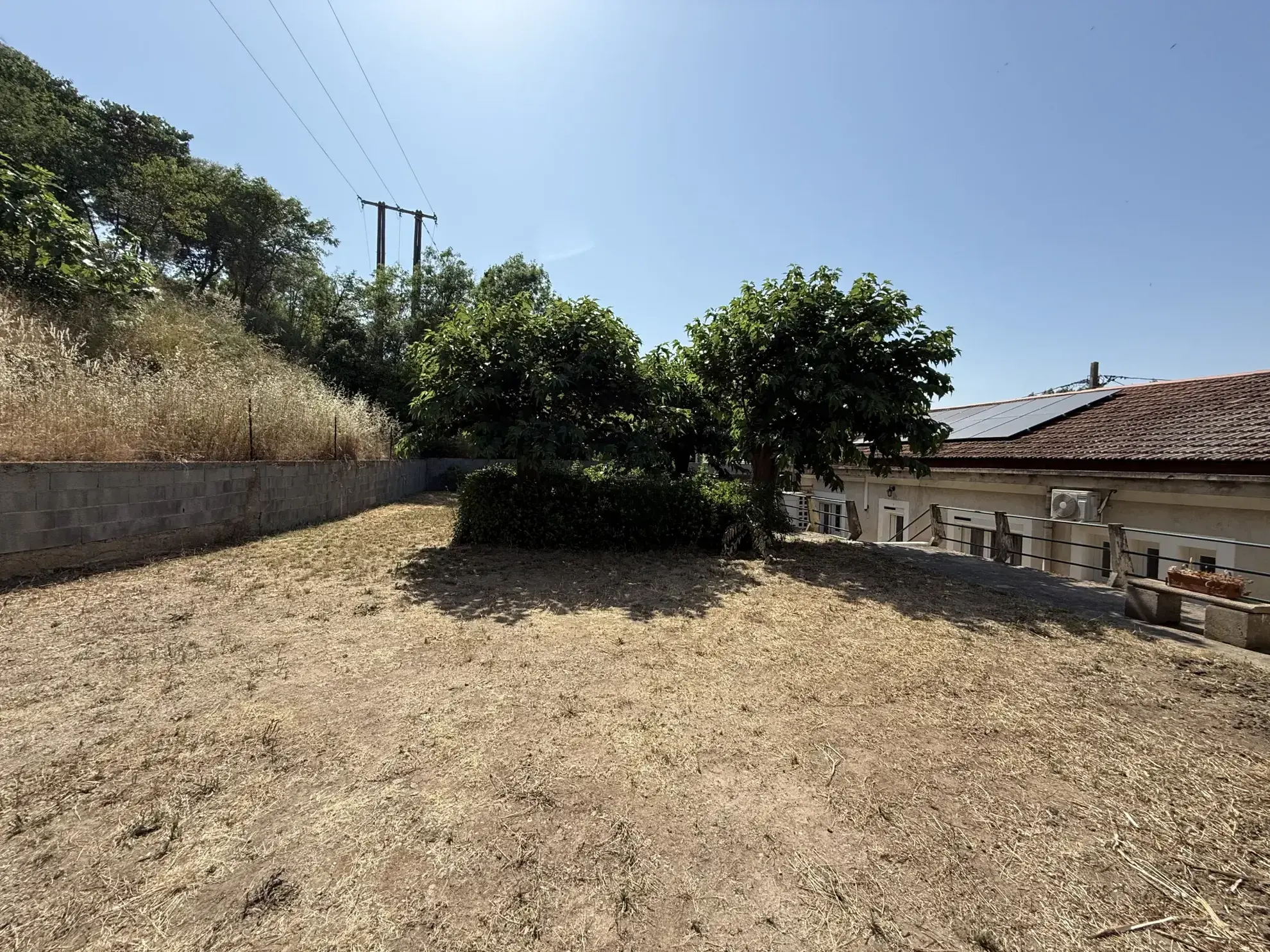 Maison de 147 m² avec grand garage et jardin en vente à Clermont l'Hérault 