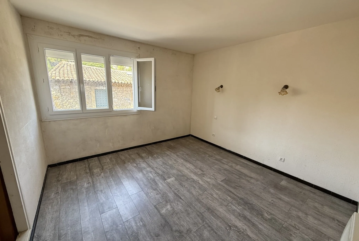 Maison de 147 m² avec grand garage et jardin en vente à Clermont l'Hérault 