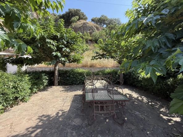 Maison de 147 m² avec grand garage et jardin en vente à Clermont l'Hérault