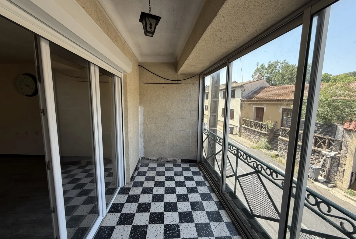 Maison de 147 m² avec grand garage et jardin en vente à Clermont l'Hérault 