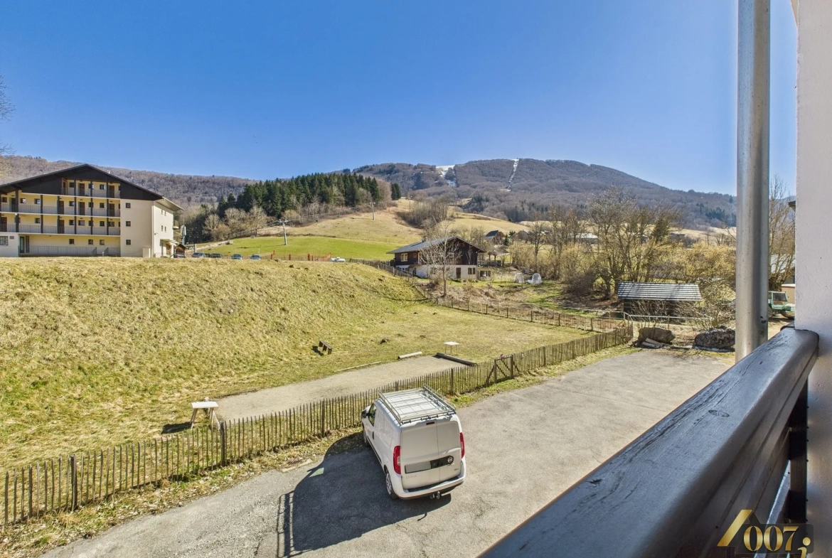 A vendre appartement 2 pièces lumineux avec balcon à Aillon-le-Jeune 