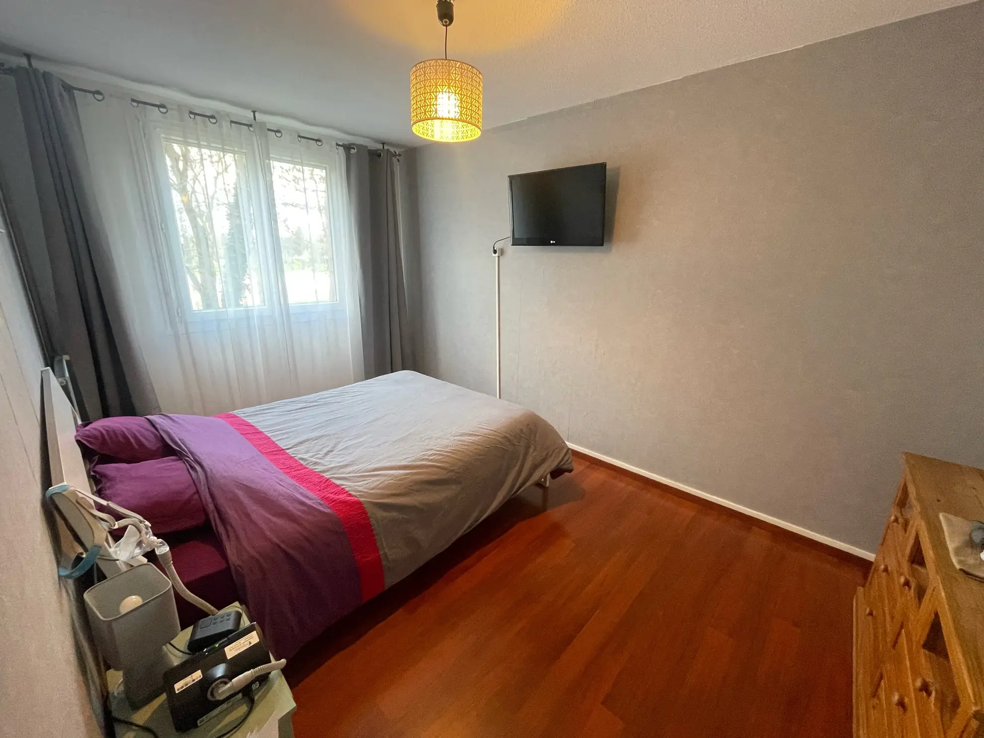 Appartement à vendre de 94 m² à Le Pont-de-Claix avec balcon et cave 