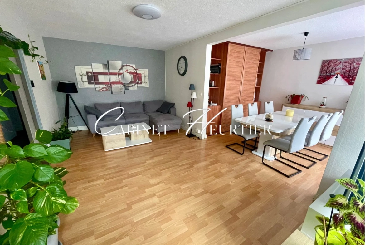 Appartement à vendre de 94 m² à Le Pont-de-Claix avec balcon et cave 