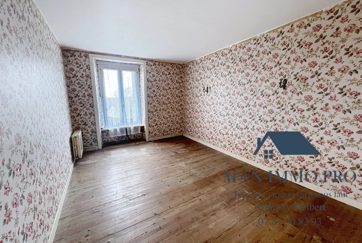 Ensemble de deux maisons à rénover à Uzel, 285 m2 habitables, proche bourg 