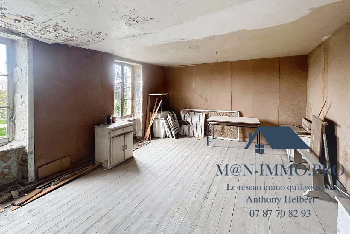 Ensemble de deux maisons à rénover à Uzel, 285 m2 habitables, proche bourg 