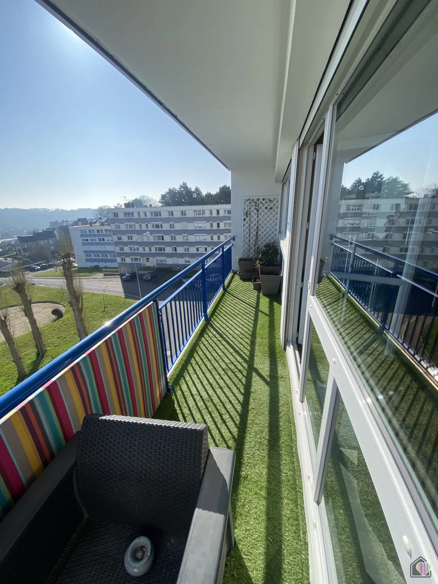 Appartement 3 pièces avec balcon, ascenseur et stationnement à Fécamp 