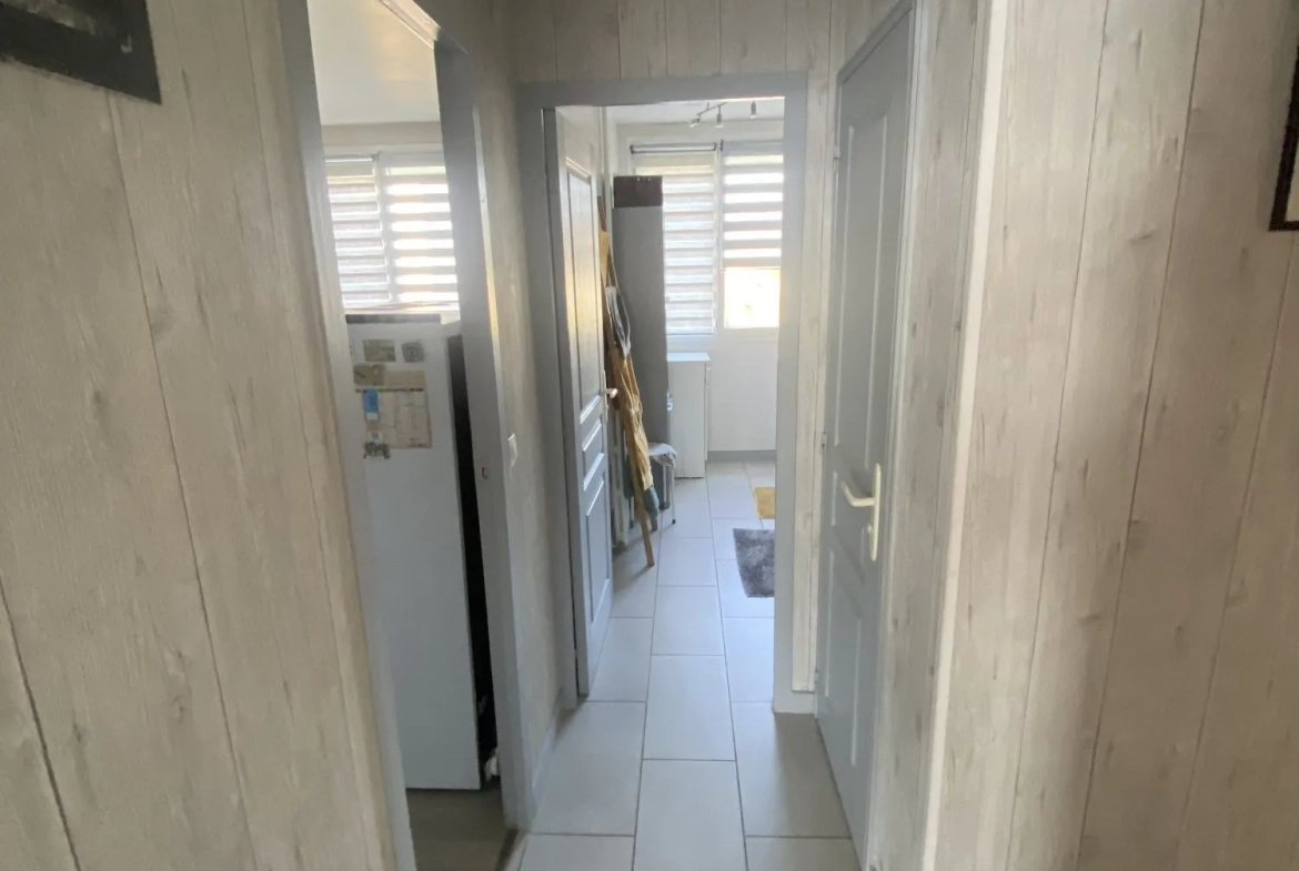 Appartement 3 pièces avec balcon, ascenseur et stationnement à Fécamp 
