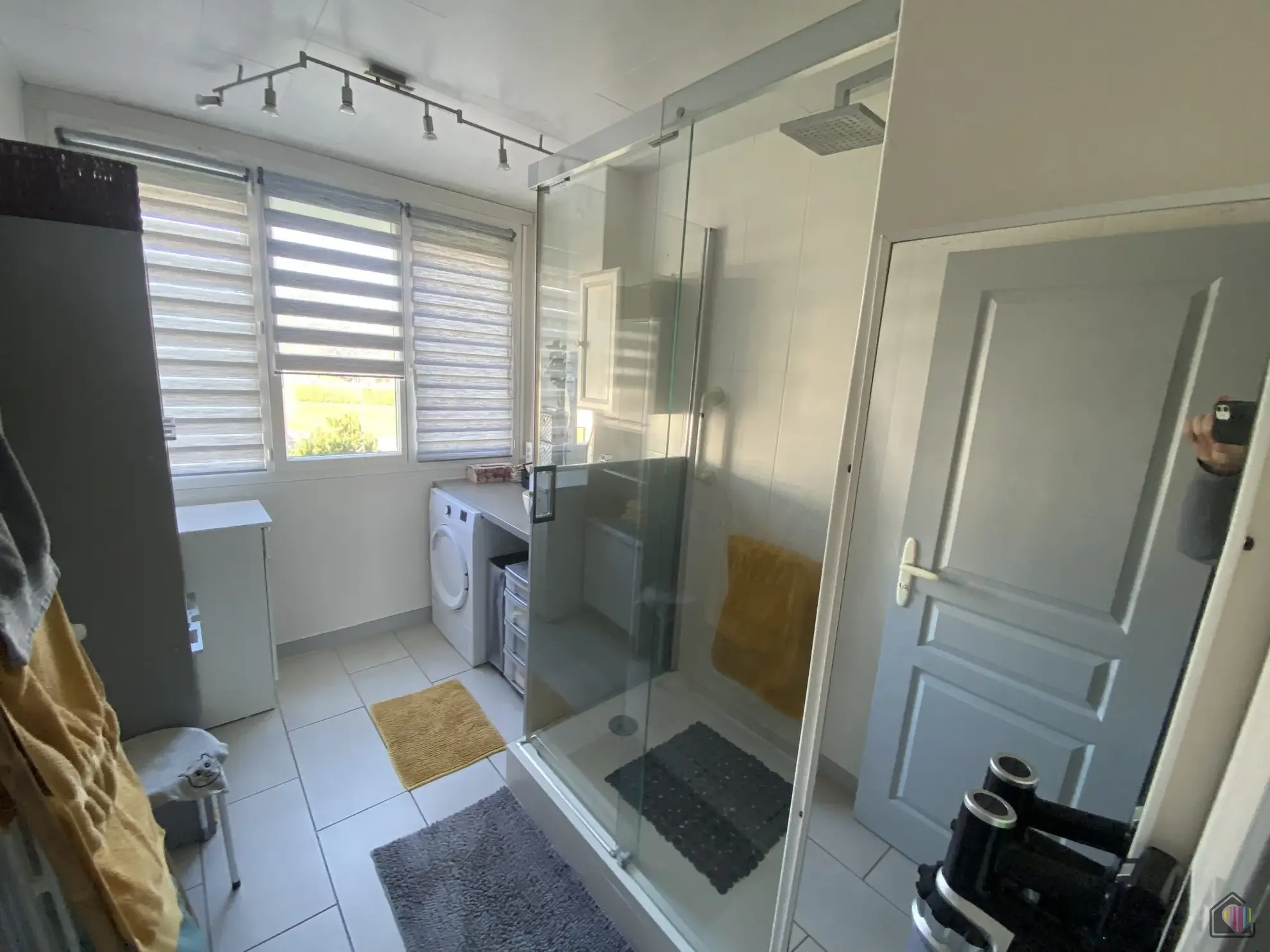 Appartement 3 pièces avec balcon, ascenseur et stationnement à Fécamp 